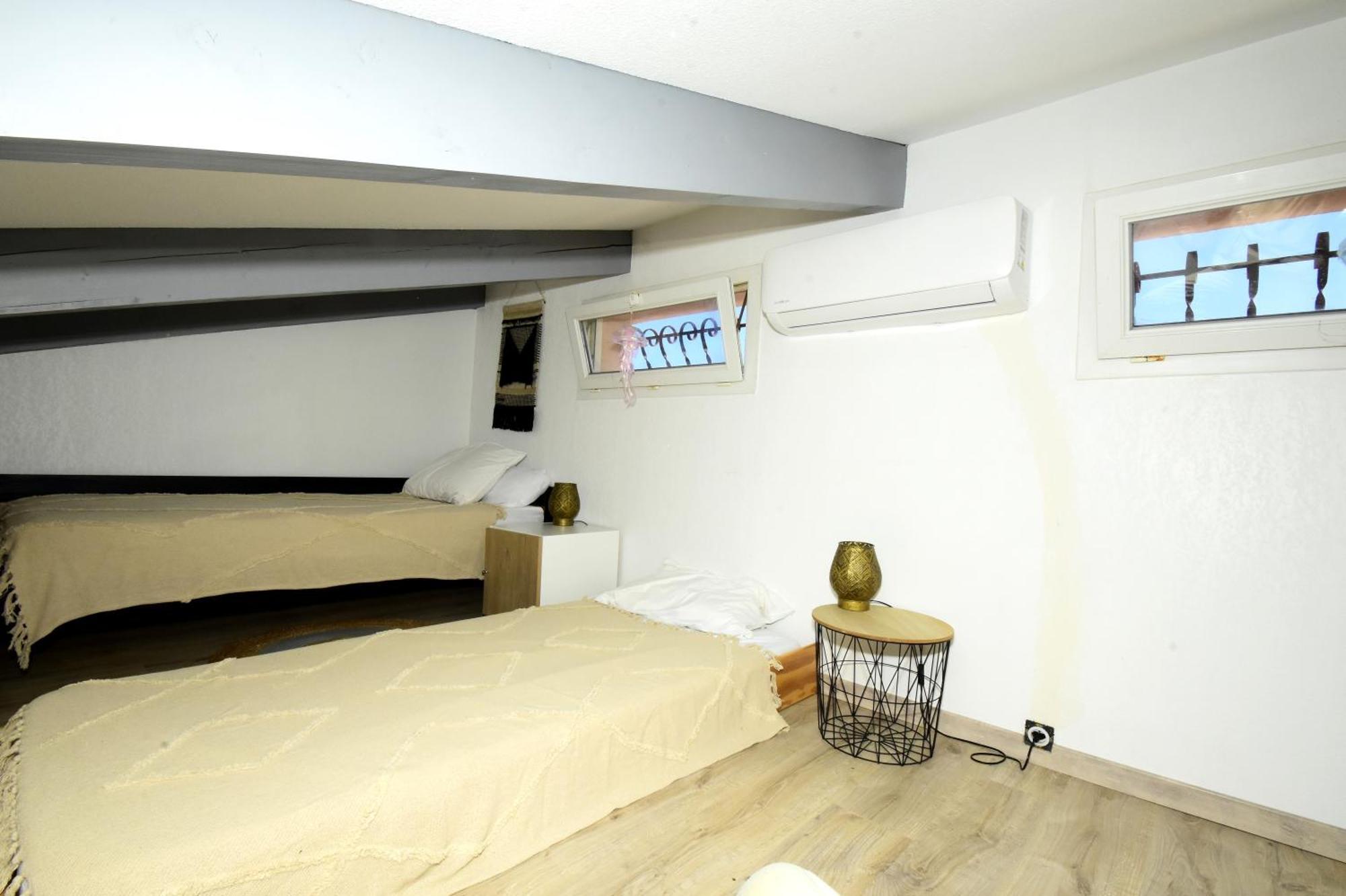 Les 2 Dauphins Apartment Le Barcares Exterior photo